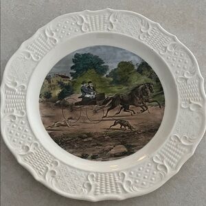 Vintage Horse and Carriage Decorative Plate